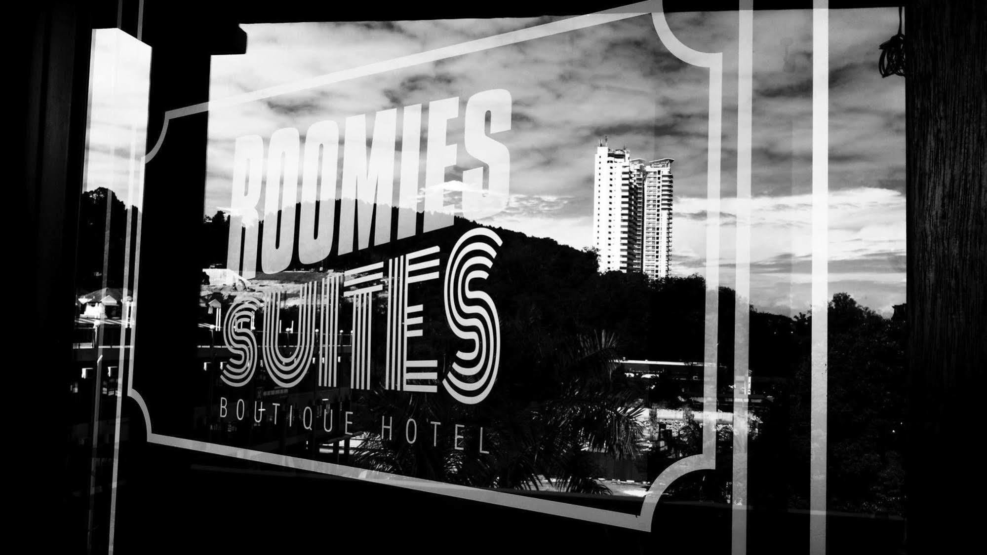 Roomies Suites Бату Феринги Екстериор снимка